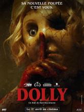 DOLLY ARRIVE CHEZ ESC